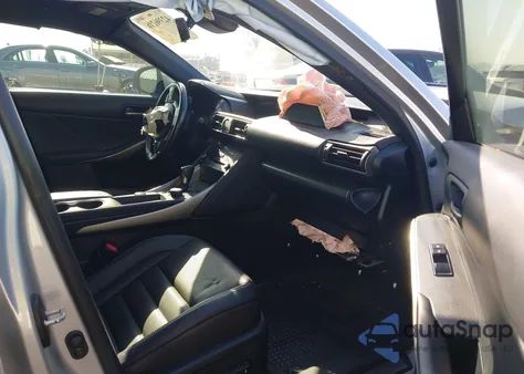 2017 Lexus Is 200T из США, поврежденный, VIN JTHBA1D20H5057819